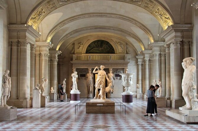 Guided tour of the Louvre Museum with tickets included - Why this 2-hour Louvre plan actually works