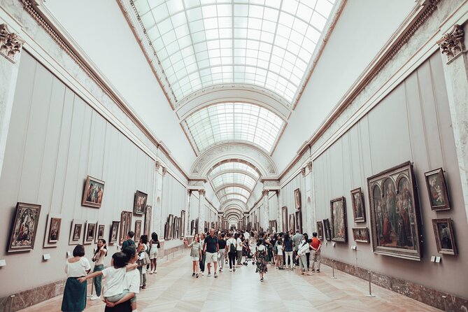 Guided tour of the Louvre Museum with tickets included - Tanis Sphinx: 4,000 years of attitude