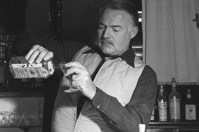 Hemingway in Paris - Small Group Walking Tour - Eglise Saint-Sulpice: the shift to a more comfortable life—and complicated friendships