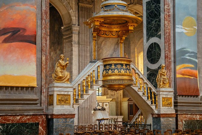 Highlights & Hidden Gems of Ile de Cité & the Left Bank: Private City Tour - The Latin Quarter possibility: route choices depend on your host