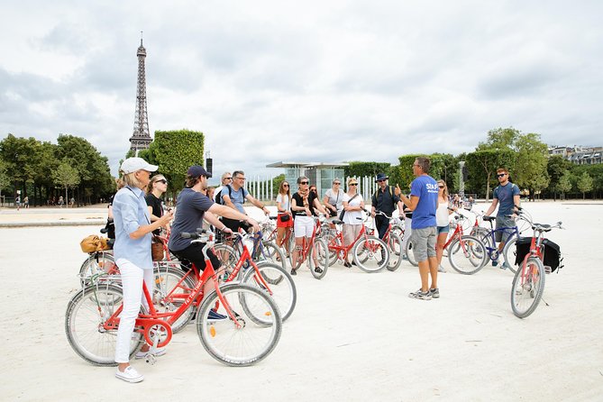 Highlights of Paris Bike Tour w/ a Local Guide (English or Dutch) - Stop-by-stop: what you’ll actually see and why it’s worth pausing