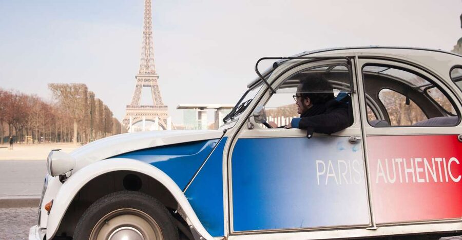 Highlights of Paris: Private 6-Hour Vintage 2CV Tour - Saint-Michel streets, Pont Neuf and Pont des Arts photo angles