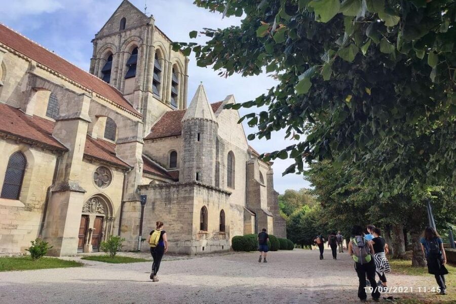 Hiking Adventure in Van Gogh's footsteps (6 miles walk) - Pontoise hike: where you cover the 6-mile distance and learn as you go