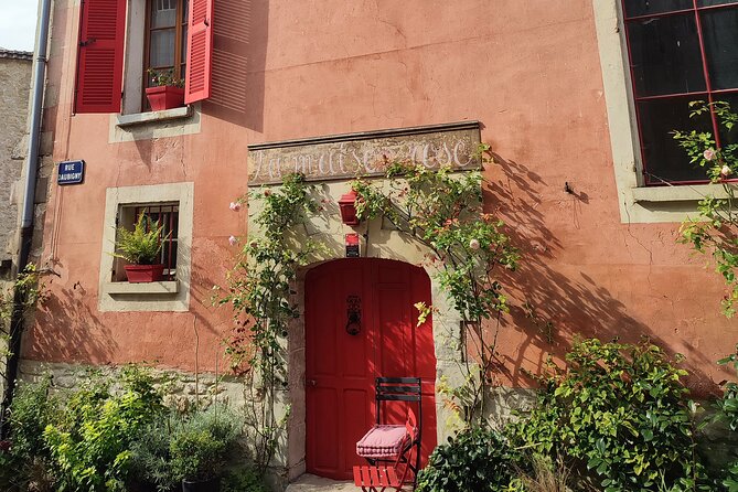 Hiking Adventure in Van Gogh's Footsteps with 6 miles walk - Coffee, snacks, and what’s truly included
