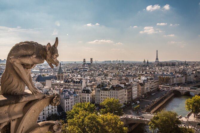 Historic Heart of Paris: Île de la Cité Walking Tour - Practical tips for your Île de la Cité walking day