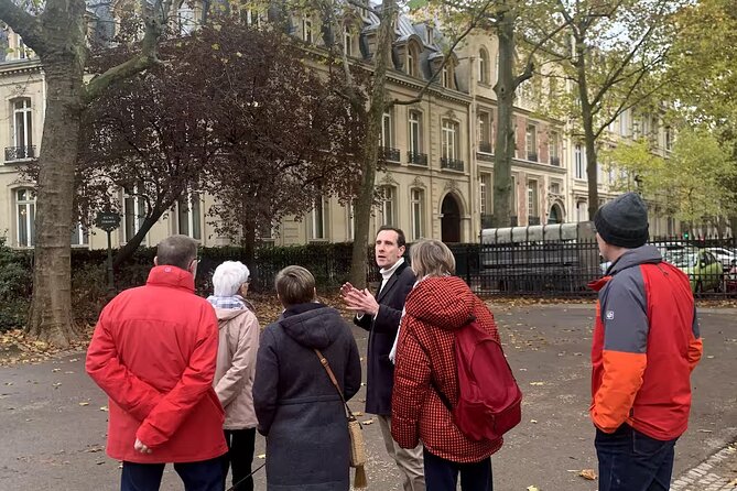 Historic Jewish Quarter Walk in Paris - Rue des Rosiers food breaks: falafel, pastries, and how to plan your time