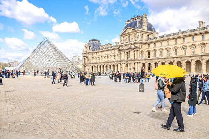 Historic Paris Walking Tour - Meeting at Hôtel de Ville and Ending by the Tuileries Gardens