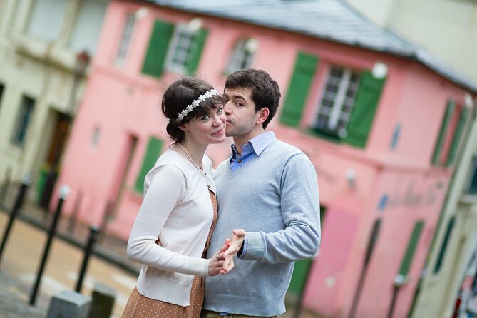 Iconic Paris - private photo shoot in the streets of Montmartre - Key points to know before you go