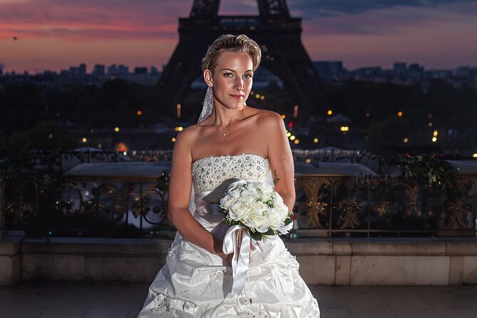Iconic Portraits in an Exclusive Photoshoot at the Eiffel Tower - The photographer factor: the difference between photos and portraits