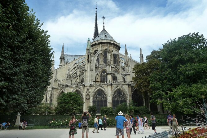 Ile de la Cite Walking Tour with Crypt Access - The Notre-Dame exterior vs. inside the cathedral: make sure it matches your wish list