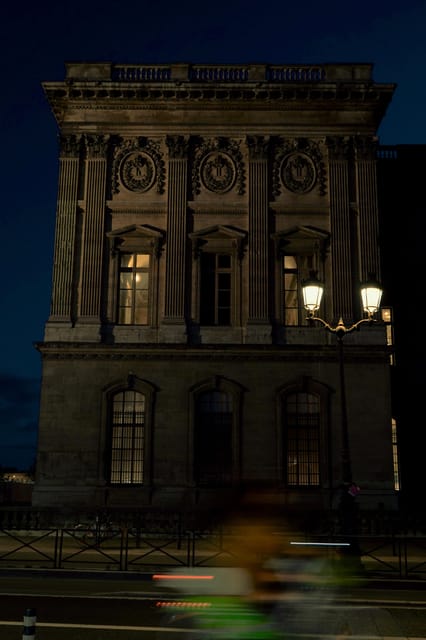 Immortalize your memories in Paris with a professional photo shoot! - Timing Matters: Early Morning and Late Afternoon Light