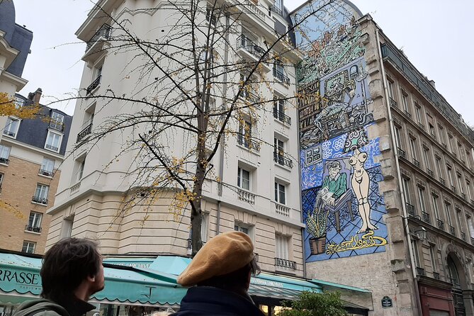 Invader Hunt - Street Art Tour of le Marais - Passing the National Archives Gardens: A Different Kind of Sightline
