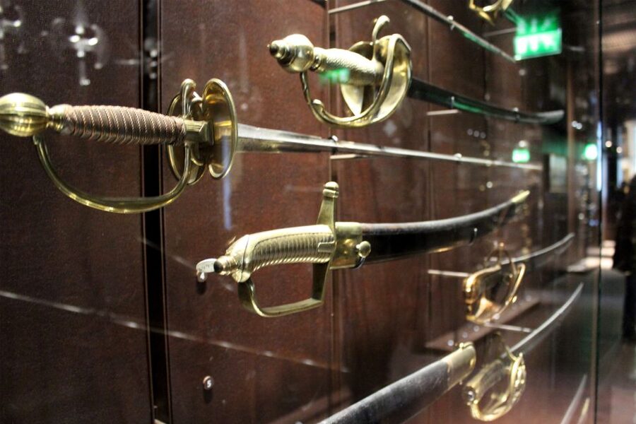 Invalides Dome Napoleon's Tomb - Guided Tour up to 8 guests - The museum stops that do the heavy lifting: uniforms, weapons, and wartime artifacts