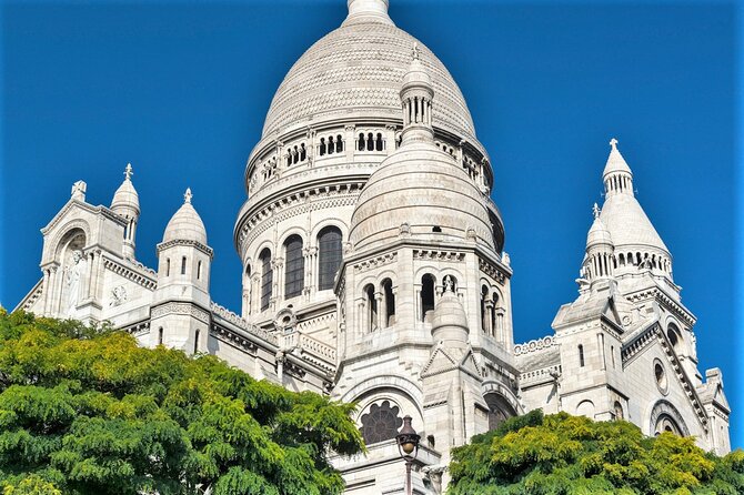 Investigation game - Montmarte - Stop 3: Rue de l’Abreuvoir and the joy of street-level clues