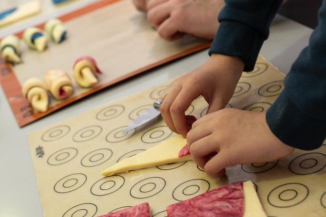 Kids in the Kitchen - CrOisSaNtS - Price and logistics: is $159.70 per person a good deal?