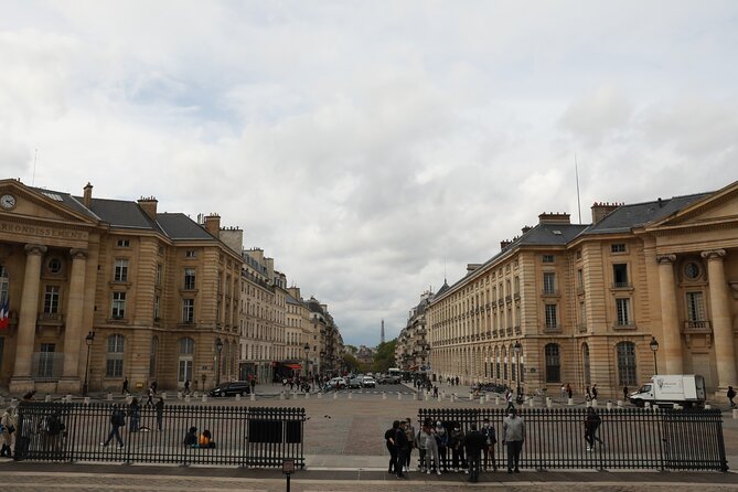 Latin Quarter 2-Hour Private Walking Tour - Is the $360.48 group price actually good value?