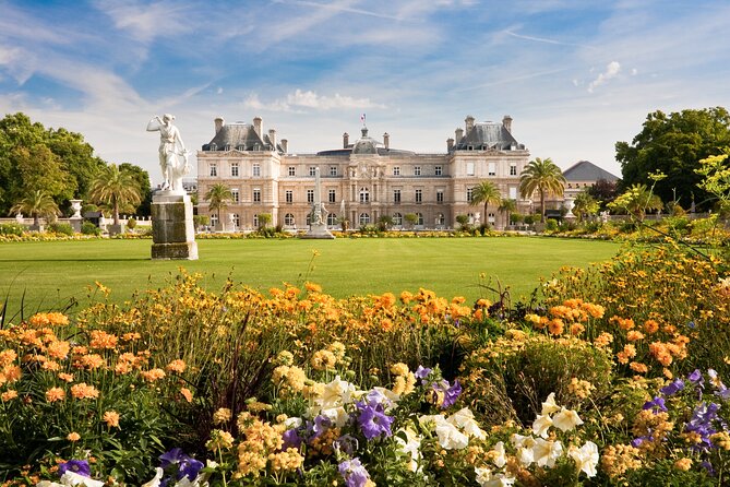 Latin Quarter Guided Tour with Panthéon Entry - Key things to know before you go