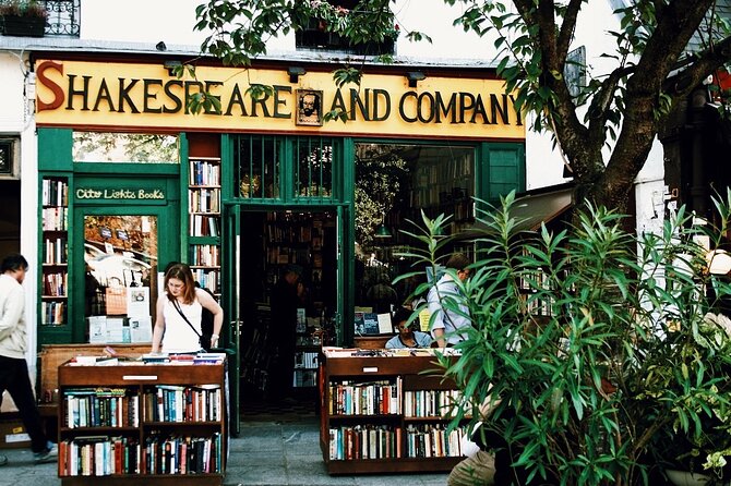Latin Quarter Highlights Walking Tour with Notre Dame Entry - Shakespeare and Company: outside the door, with story behind the place