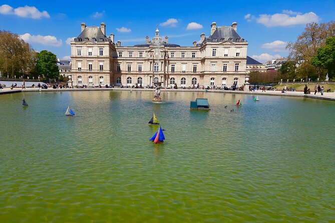Latin Quarter Paris Private Walking Tour - La Sorbonne and the Pantheon: the big education-to-mausoleum story