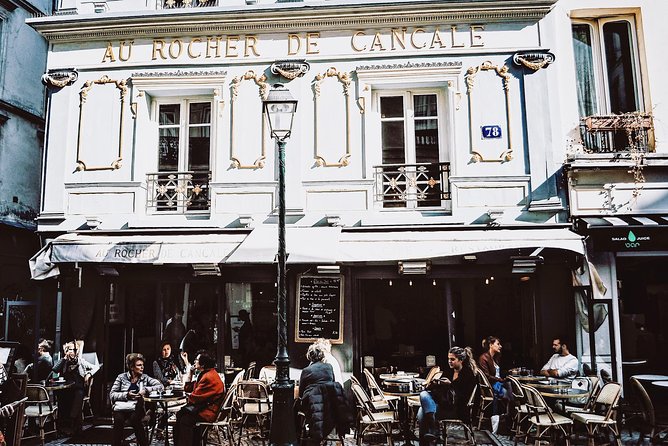 Le Marais District & Jewish Quarter Guided Walking Tour 12ppl Max - Jardin des Rosiers: a short stop with heavy meaning
