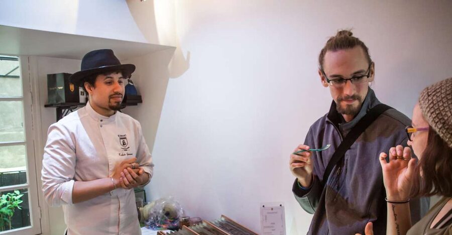 Le Marais: Pastry and Chocolate Food Tour - Why Le Marais tastes different from the rest of Paris