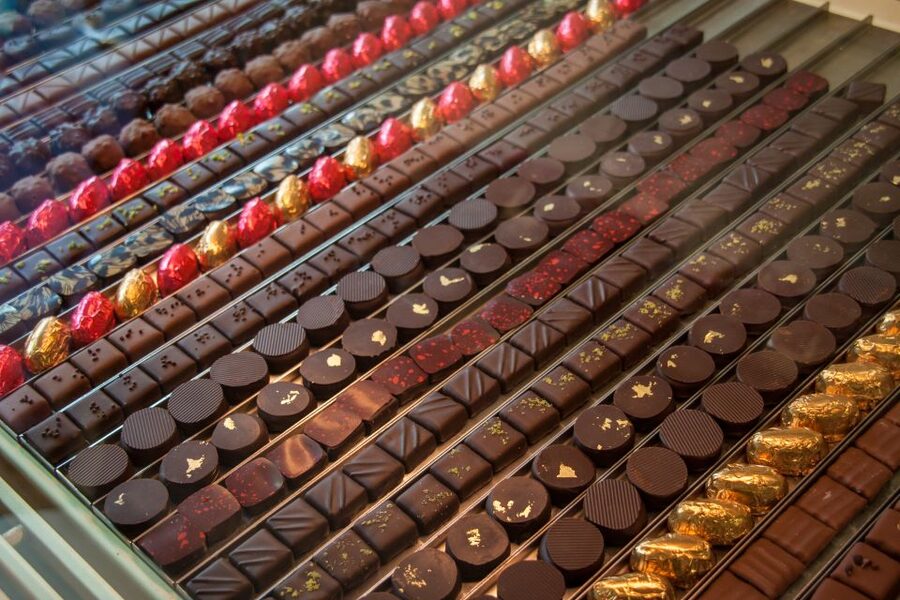 Le Marais: Pastry and Chocolate Food Tour - The 14:00 to 17:00 route starts at 35 Rue Rambuteau