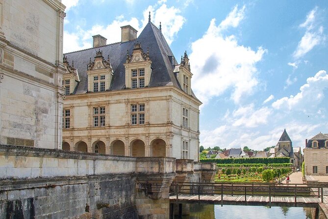 Loire 3 Best Castles with Wine Tasting Private trip from Paris - Small Practical Tips for a Smooth Loire Day