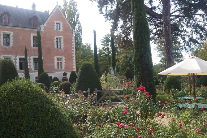 Loire Valley 2 Days private tour all inclusive from Paris with train tickets - Day 2: Chenonceau’s château and gardens, lunch by the Cher, then Chaumont’s festival gardens