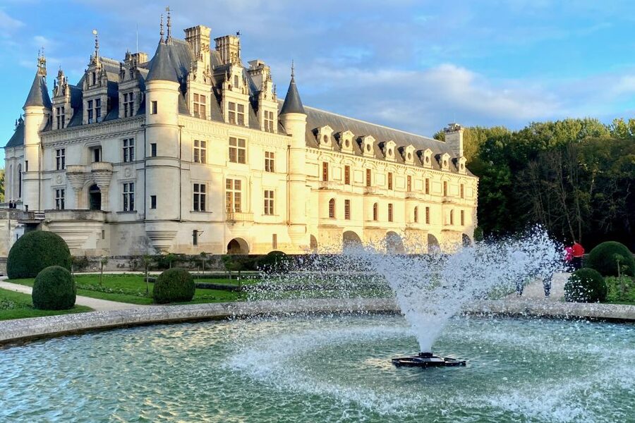 Loire Valley Castles: Chenonceau, Amboise & Da Vinci Trip - A long Loire day from Paris, done with less friction