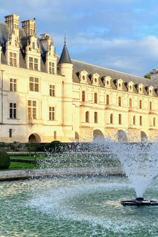 Loire Valley Castles: Chenonceau, Amboise & Da Vinci Trip - Amboise lunch break plus the Royal Chateau and Leonardo’s burial