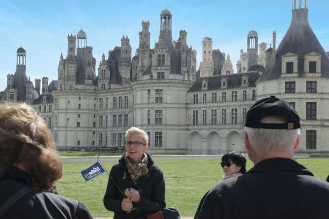 Loire Valley Castles Day Trip from Paris with Complementary Wine - Is the wine tasting a real tasting or a quick sip?