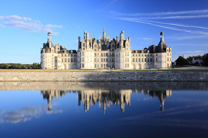 Loire Valley Castles Trip with Chenonceau and Chambord from Paris - Stop 1: Château de Chambord and the Double-Helix Moment