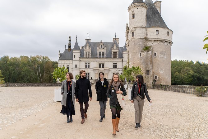 Loire Valley Day Trip with 3 Castles with Chambord and Chenonceau - Cheverny: the last stop (and how to judge it)