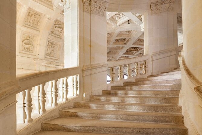 LOIRE VALLEY : Int'l Garden Festival at CHAUMONT + the king castle of CHAMBORD - Why this tour works for most people