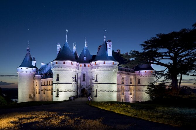 LOIRE VALLEY : Int'l Garden Festival at CHAUMONT + the king castle of CHAMBORD - Entering the day: 7:00 am pickup and how the transfers work