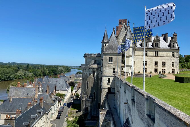 Loire Valley Royal Castles Guided Small group Day Trip from Paris - Chenonceau: The River-Crossing Castle You Remember