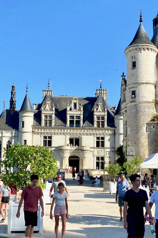 Loire Valley Royal Castles Small Group Day Trip from Paris - Getting your money’s worth: price, what’s included, and where the value comes from