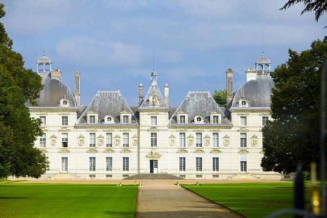 LOIRE VALLEY: Your selection of three castles to visit (Day-trip from PARIS) - Key Points at a Glance