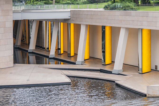 Louis Vuitton Foundation Exterior Walking Tour and Premium Entry - Paying for the right kind of Paris art time