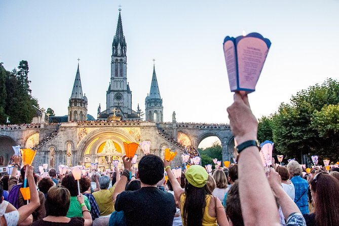LOURDES : COME FOR A DAY - Private Day-trip from PARIS by High Speed Train - Guides in English make or break a one-day pilgrimage