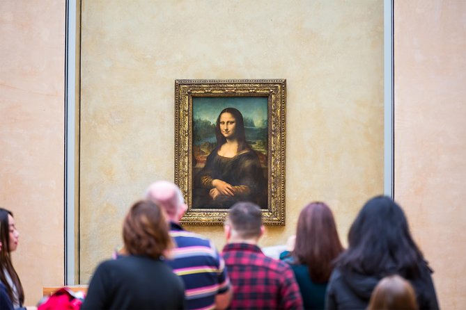 Louvre Access with a Multilingual Host - Cloakroom Reality: Umbrellas, Luggage, and No Re-Entry