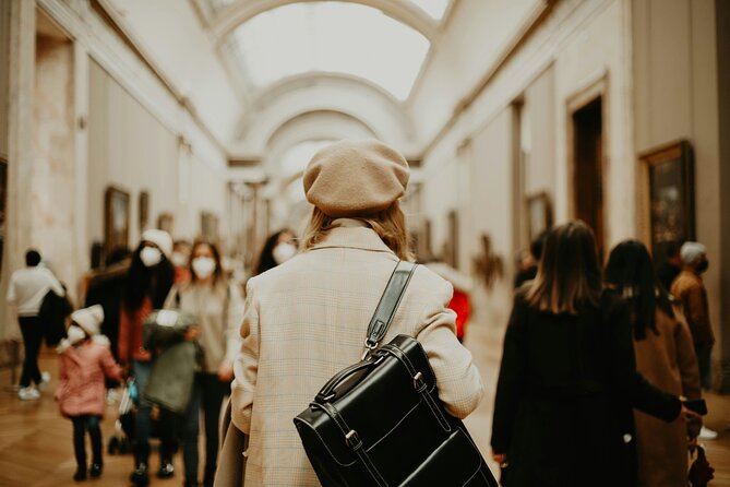 Louvre Art Heists & Scandals–Guided Tour with Entry - Why this Louvre tour feels different from a standard visit