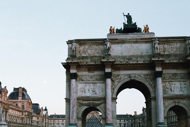 Louvre Evening Escape - Avoid The Crowds! Exclusive Guided Tour - Luxury vehicle to the Louvre: smart downtime before the museum
