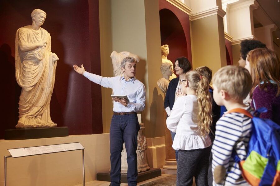 Louvre Masterpieces Private Guided Tour with Reserved Access - The Pyramid start: orientation, controversy, and fast museum momentum