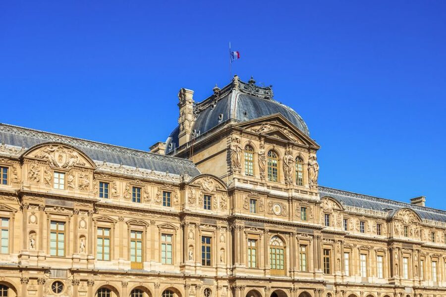 Louvre & Mona Lisa Small Group Tour with Reserved Entry - Reserved entry and a hard time limit: how the tour protects your schedule
