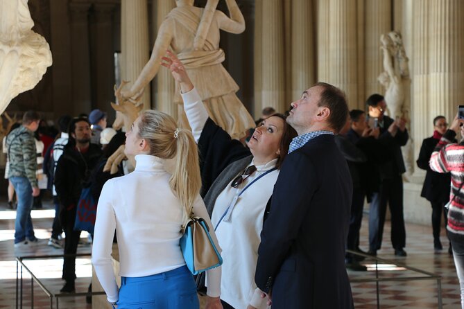 Louvre Museum: Guided Tour at Closing Time with Mona Lisa - Stop one inside the Louvre: from fortress to palace to museum