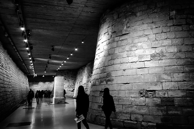 Louvre Museum Guided Tour Options with Timed Entry - Who this Louvre tour is best for (and who should think twice)