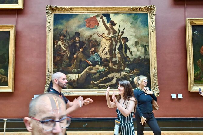 Louvre Museum Guided Tour with Artist - Why this Louvre tour starts at the metro artwork
