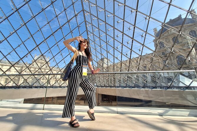 Louvre Museum Guided Tour with Artist - Who should book this Louvre artist-guided visit