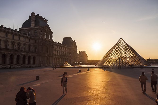 Louvre Museum - Highlights Tour with Mona Lisa - Why the Louvre Feels Manageable With This Plan